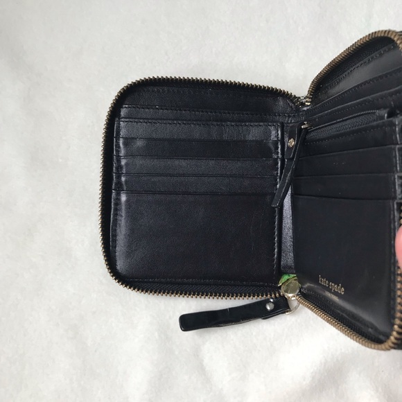 Kate Spade Wallet - Picture 4 of 8
